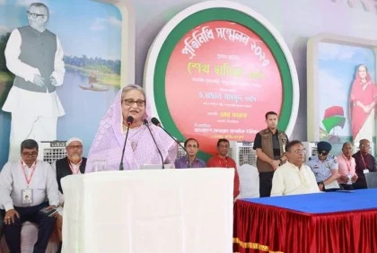 সাংবাদিকদের কল্যাণে ১০ কোটি টাকা অনুদানের ঘোষণা প্রধানমন্ত্রীর