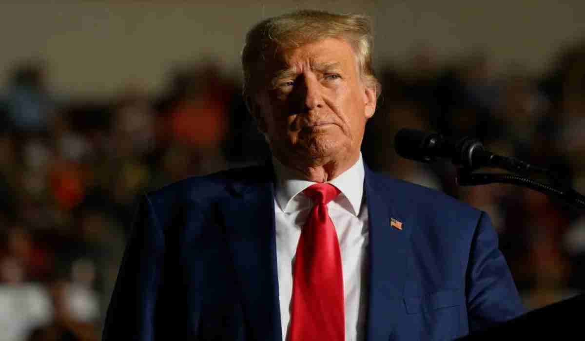 US Prosecutors Consider Delaying Trump Hush Money Trial : Victory for Trump