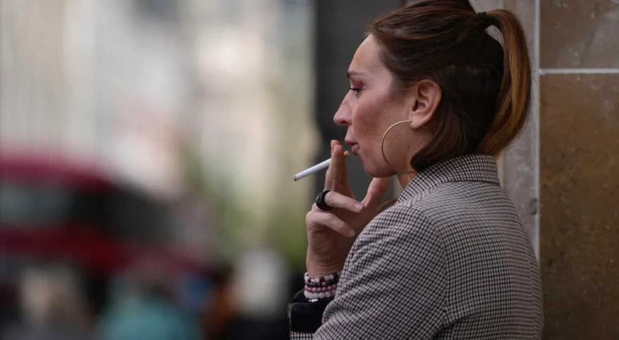UK Plans to Ban Future Generations from Buying Tobacco
