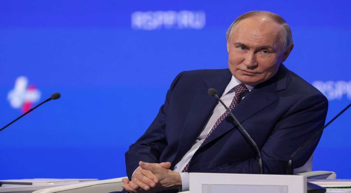 Putin Heads to China Days After Trump Visit, Raising Stakes in Global Power Politics